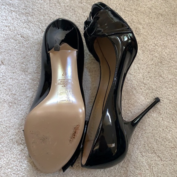 Valentino Garavani (authentic) size 37 (7 US) EUC worn once patent Black - Picture 8 of 13
